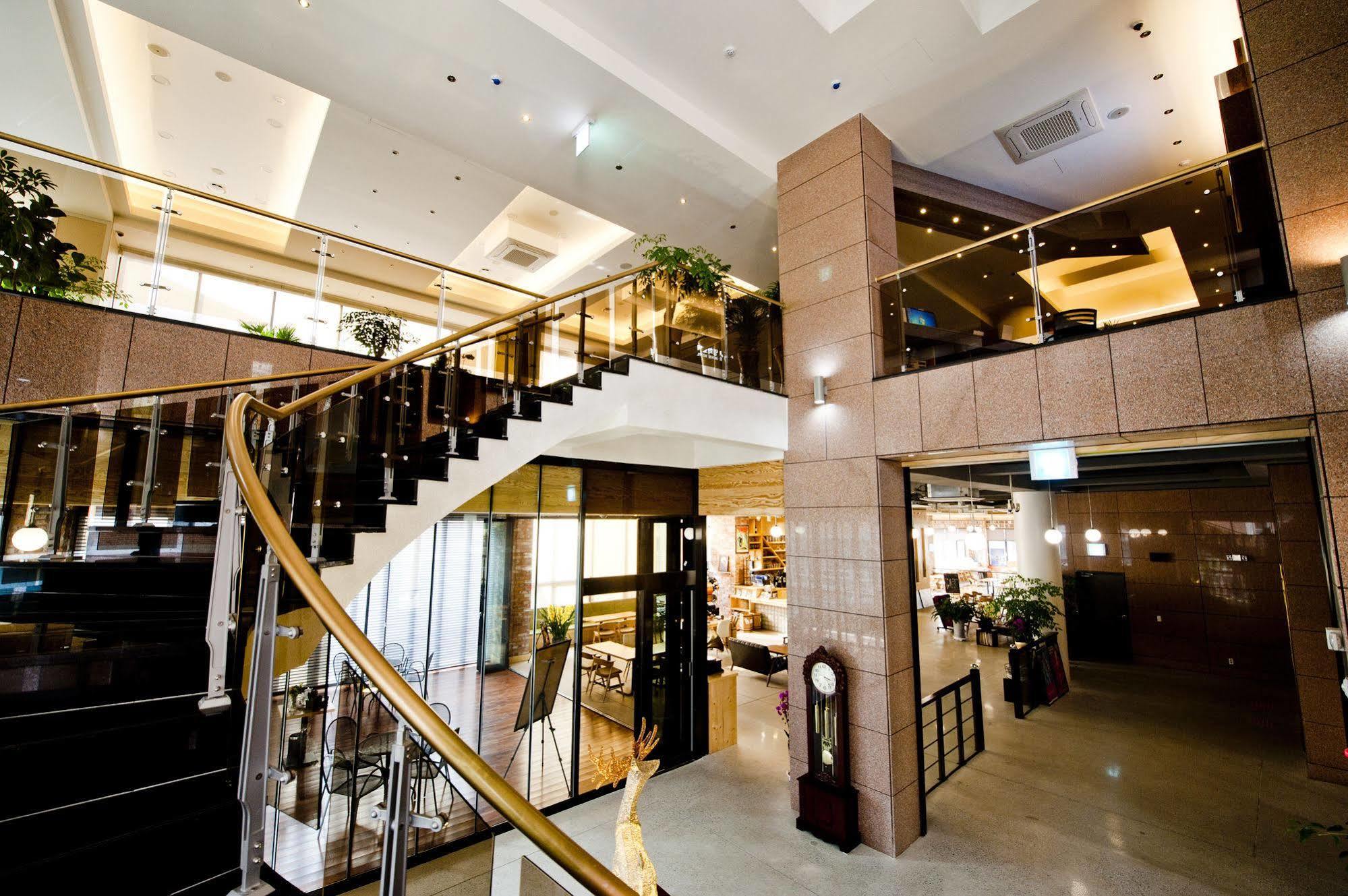 Jeonju Yeonghwa Hotel מראה חיצוני תמונה
