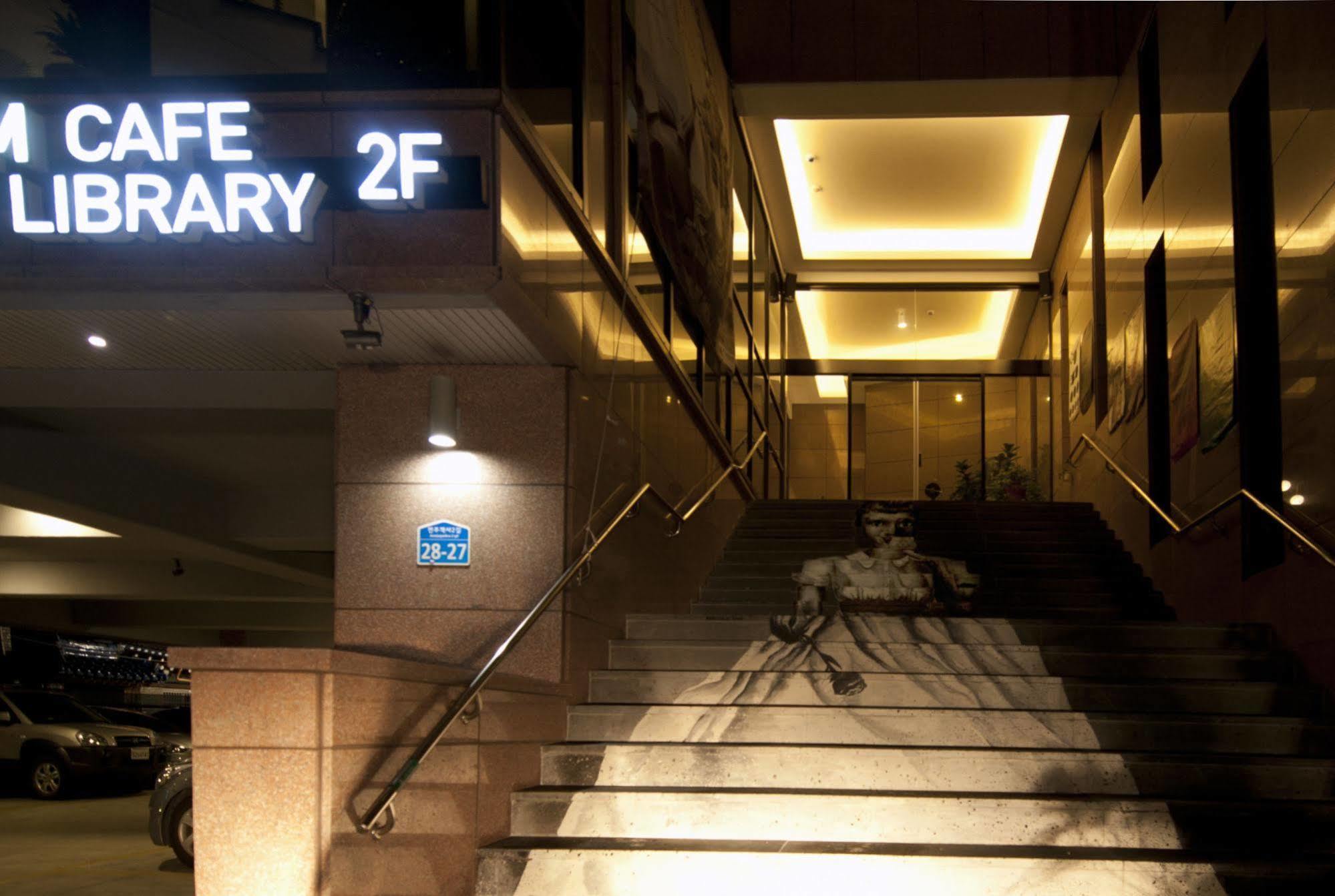 Jeonju Yeonghwa Hotel מראה חיצוני תמונה